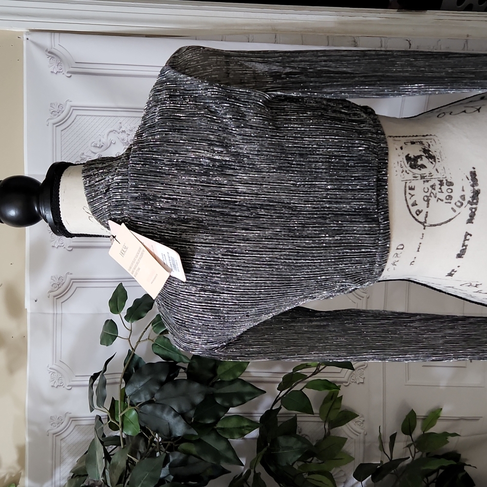 House of CB "Tamara" Silver Lurex Crop Top NWT - Picture 5 of 12